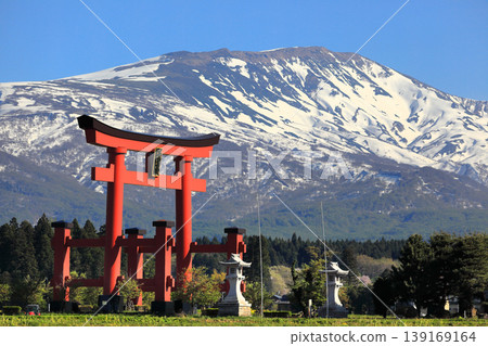 April 25, 2026: Dewa Sanzan - Torii gate and Mount Gassan 139169164
