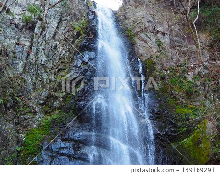 Hyakuhiro Falls Hyakuhiro Falls 139169291
