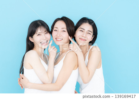 Middle women's skin care Middle women's skin care 139169417