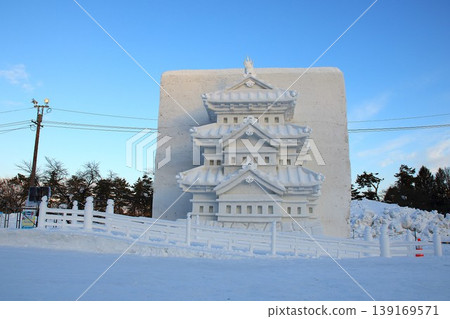 [Hirosaki City, Aomori Prefecture] Hirosaki Snow Lantern Festival 2026: Snow sculpture of Hirosaki Castle 139169571