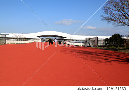 吉野裡歷史公園是佐賀縣的一個旅遊景點，遊客可以在這裡體驗和了解彌生時代的氛圍。 139171583