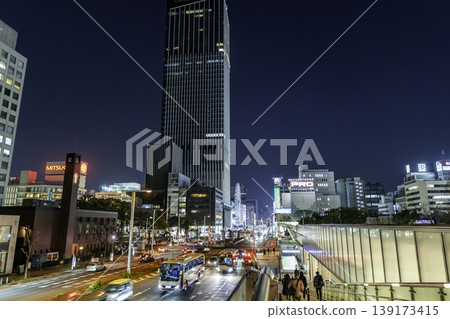 Night view of Nagoya city: Nishikidori Hisaya intersection and The Landmark Nagoya Sakae, Nagoya City, Aichi Prefecture Night view of Nagoya city: Nishikidori Hisaya intersection and The Landmark Nagoya Sakae, Nagoya City, Aichi Prefecture 139173415