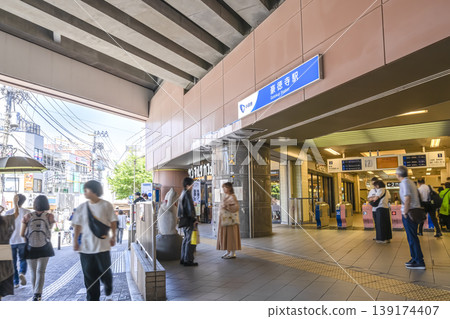Urban landscape of Setagaya Ward, Tokyo: Gotokuji Station Urban landscape of Setagaya Ward, Tokyo: Gotokuji Station 139174407