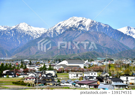 View towards Mt. Renge from near Kita-Omachi Station (Omachi City, Nagano Prefecture) [April 2026] 139174531