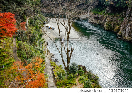 從多多登船點看到的道羅基峽谷之旅的景色。 139175023