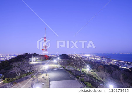 【夜景】神奈川縣平塚市著名景點湘南台的城市夜景 【夜景】神奈川縣平塚市著名景點湘南台的城市夜景 139175415