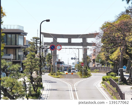 Kanagawa Prefecture, Tsurugaoka Hachimangu Shrine, First Torii Gate, April Kanagawa Prefecture, Tsurugaoka Hachimangu Shrine, First Torii Gate, April 139177062