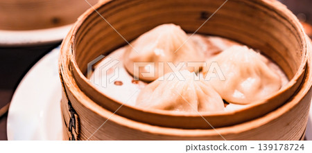 Xiaolongbao is a Chinese dim sum dish [Image of Taiwan and China] 139178724