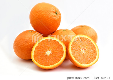 Citrus fruit (Kiyomi tangor) Citrus fruit (Kiyomi tangor) 139180524