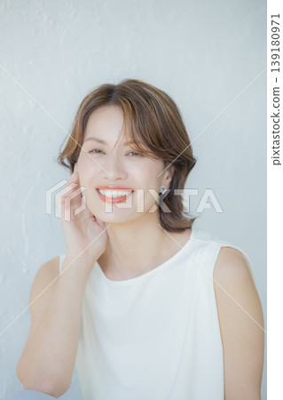 40多歲的女性 40多歲的女性 139180971
