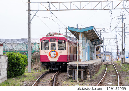 [Fukushima Kotsu Iizaka Line] Trains that stop at Ioji-mae Station 139184069
