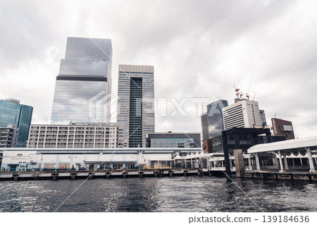 從東京都市觀光船上看到的東京景色 從東京都市觀光船上看到的東京景色 139184636
