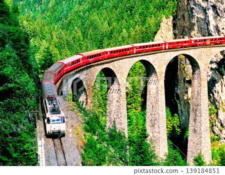 Glacier Express on crossing the Land Vassar Bridge 139184851