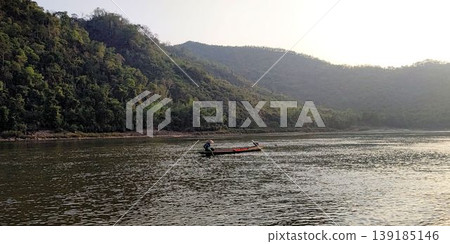 Mekong River Cruise [Luang Prabang, Laos] 139185146
