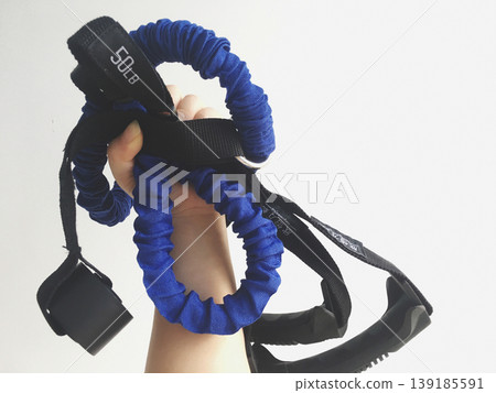 resistance band	 139185591