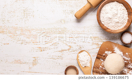 Bakery products -flour, dough, yeast, salt. Bakery products -flour, dough, yeast, salt. 139186675