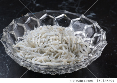 Shiugake fried shrimp 139186895