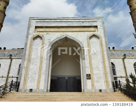 Mosque entrance Mosque entrance 139188419