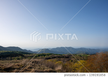 A very beautiful spring scene in Kaminoyama Plateau, Hyogo Prefecture, Japan. A very beautiful spring scene in Kaminoyama Plateau, Hyogo Prefecture, Japan. 139191858