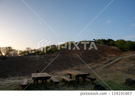 日本兵庫縣上野山高原美麗的春日景色。 日本兵庫縣上野山高原美麗的春日景色。 139191867