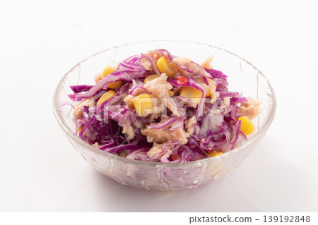 Purple cabbage, tuna, and corn salad (purple cabbage from Aichi Prefecture) Purple cabbage, tuna, and corn salad (purple cabbage from Aichi Prefecture) 139192848