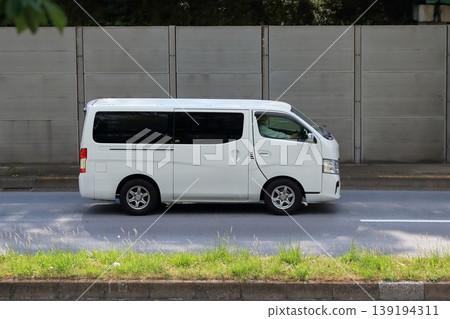 一箱車 139194311