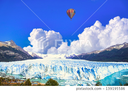 Spectacular views of the Perito Moreno Glacier in Patagonia Spectacular views of the Perito Moreno Glacier in Patagonia 139195586