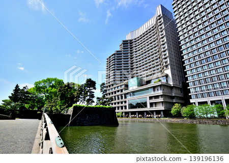 Springtime at the Imperial Palace Outer Garden, near the Wadakura moat, Palace Hotel Springtime at the Imperial Palace Outer Garden, near the Wadakura moat, Palace Hotel 139196136