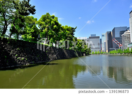 春日的皇宮外花園,靠近巴巴薩基護城河,皇宮飯店 春日的皇宮外花園,靠近巴巴薩基護城河,皇宮飯店 139196873