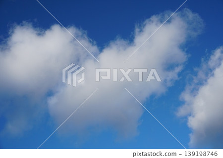 Clouds floating in the blue sky Clouds floating in the blue sky 139198746