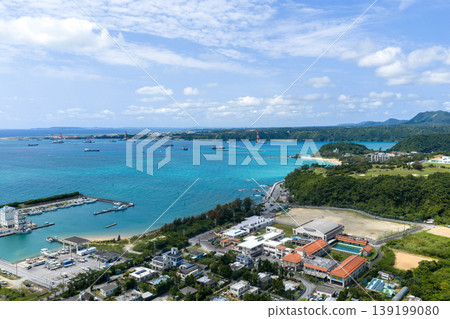 沖繩縣大浦灣的海洋工程施工現場及施工船隻(無人機空拍照片) 沖繩縣大浦灣的海洋工程施工現場及施工船隻(無人機空拍照片) 139199080