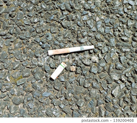 Cigarette butt Cigarette butt 139200408
