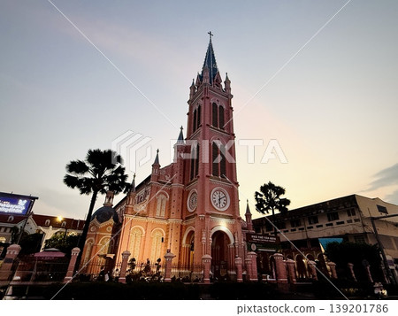 Exterior view of the Pink Church (Tan Dinh Church) in Ho Chi Minh City, Vietnam. 139201786