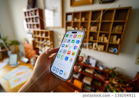 Smartphone screen and shelf Smartphone screen and shelf 139204911
