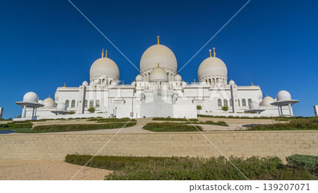 Sheikh Zayed Grand Mosque timelapse hyperlapse in Abu Dhabi, the capital city of United Arab Emirates 139207071