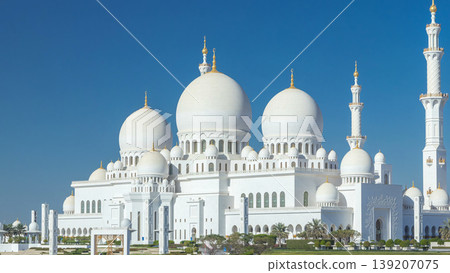 Sheikh Zayed Grand Mosque timelapse in Abu Dhabi, the capital city of United Arab Emirates 139207075
