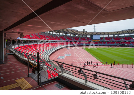 Paloma Mizuho Stadium, a stadium with a capacity of approximately 30,000 people, has been completed in Nagoya City, Aichi Prefecture. 139208153