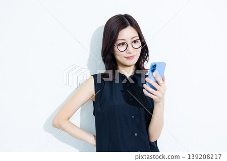 Middle-aged female Middle-aged female 139208217