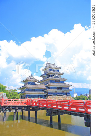 Scenery of National Treasure Matsumoto Castle, Matsumoto City, Nagano Prefecture Scenery of National Treasure Matsumoto Castle, Matsumoto City, Nagano Prefecture 139208623