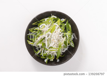 Kujo green onions, whitebait, namul 139208797