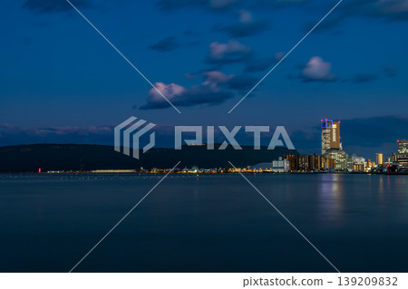 Kagawa Prefecture: Night view of Takamatsu Port/Sunport Takamatsu 139209832