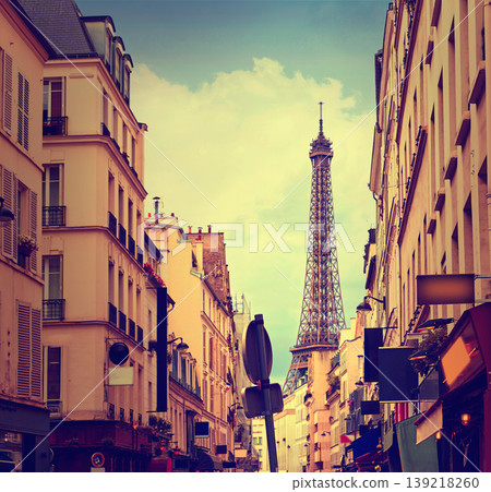Eiffel Tower in Paris from Invalides France Eiffel Tower in Paris from Invalides France 139218260