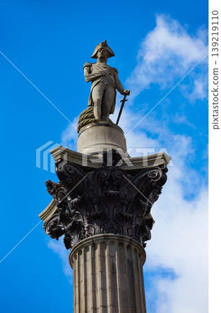 London Trafalgar Square Nelson column 139219110