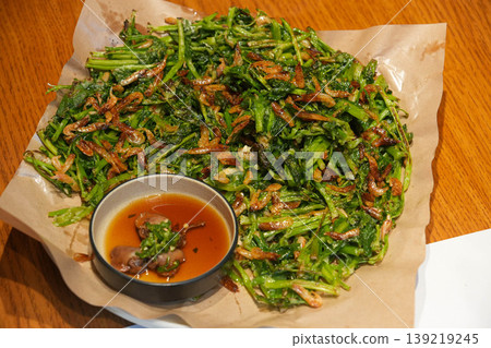 korean green onion pancake pajeon 139219245