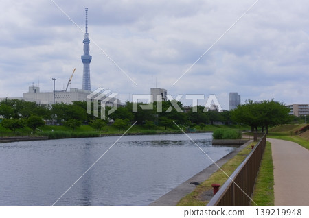A landscape along the former Nakagawa River in Edogawa Ward, Tokyo, April 2026. A landscape along the former Nakagawa River in Edogawa Ward, Tokyo, April 2026. 139219948