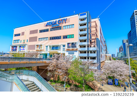 Aqua City Odaiba 位於東京都港區台場。 Aqua City Odaiba 位於東京都港區台場。 139220239