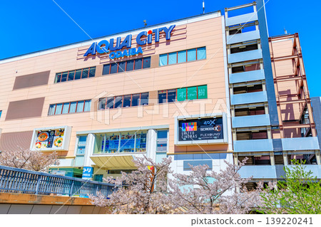 Aqua City Odaiba 位於東京都港區台場。 Aqua City Odaiba 位於東京都港區台場。 139220241