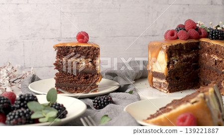 Delicious caramel cake 139221887