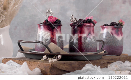 Chia pudding with blackberries 139222011
