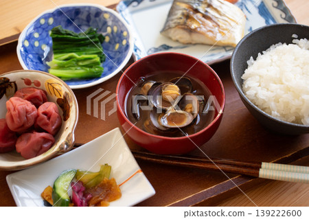 Miso soup with clams from Hokkaido (2) Miso soup with clams from Hokkaido (2) 139222600